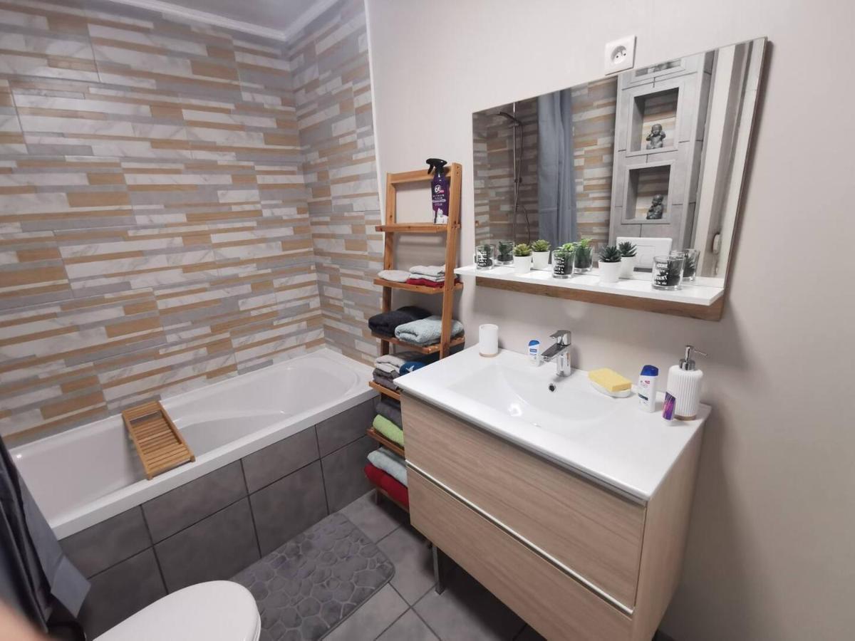 L'Aiscal Appart-Hotel 6 Personnes Calais Ngoại thất bức ảnh