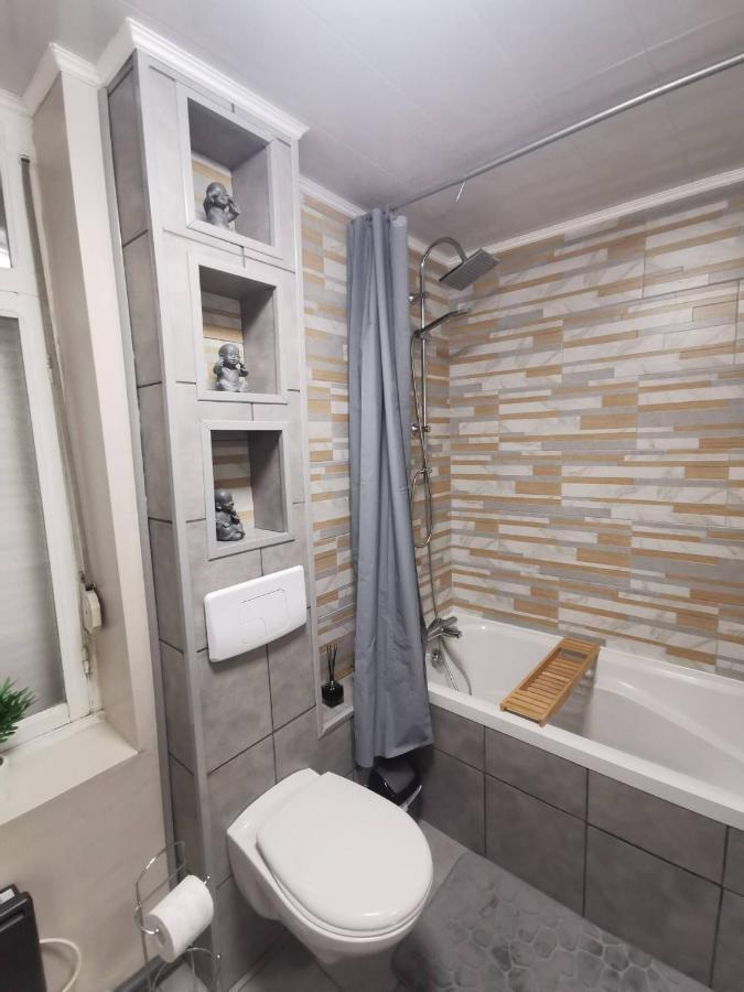L'Aiscal Appart-Hotel 6 Personnes Calais Ngoại thất bức ảnh
